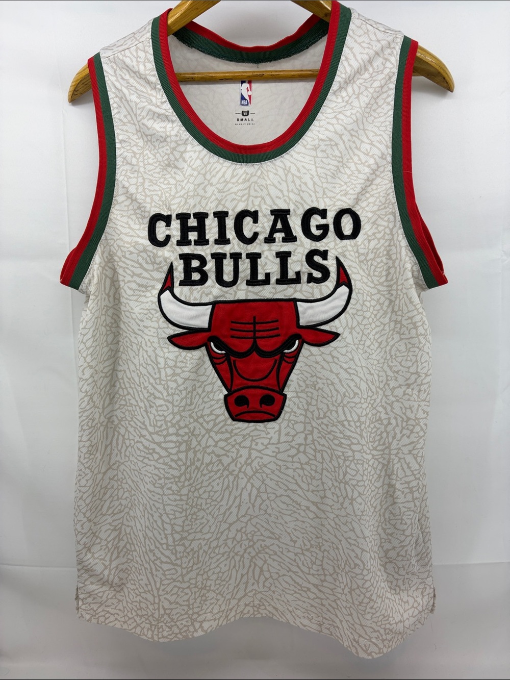 Licensed Chicago Bulls All-Over Elephant Print Tank Sleeveless Jersey, Mens S
